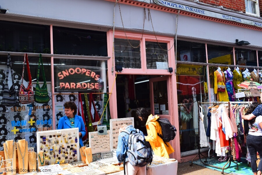Snoopers Paradise - vintage shopping Brighton
